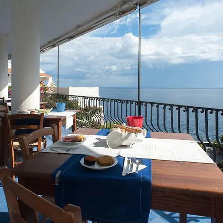 Punta Scario Hotel Malfa (Salina)