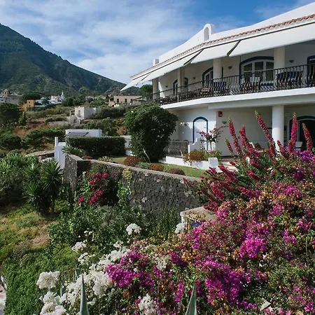 Punta Scario Hotel Malfa (Salina)