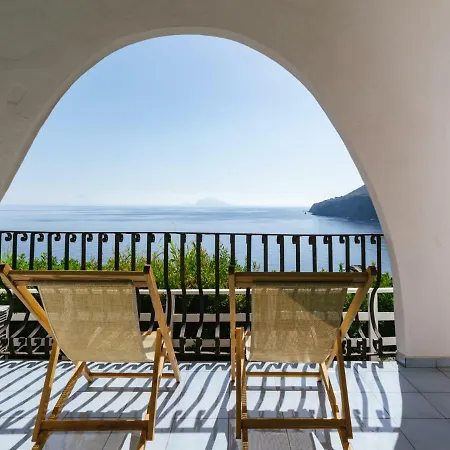 Punta Scario Hotel Malfa (Salina)
